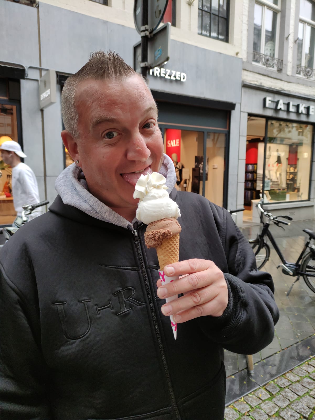 Djoe - Viroinval - Namur | Rencontre Discrète