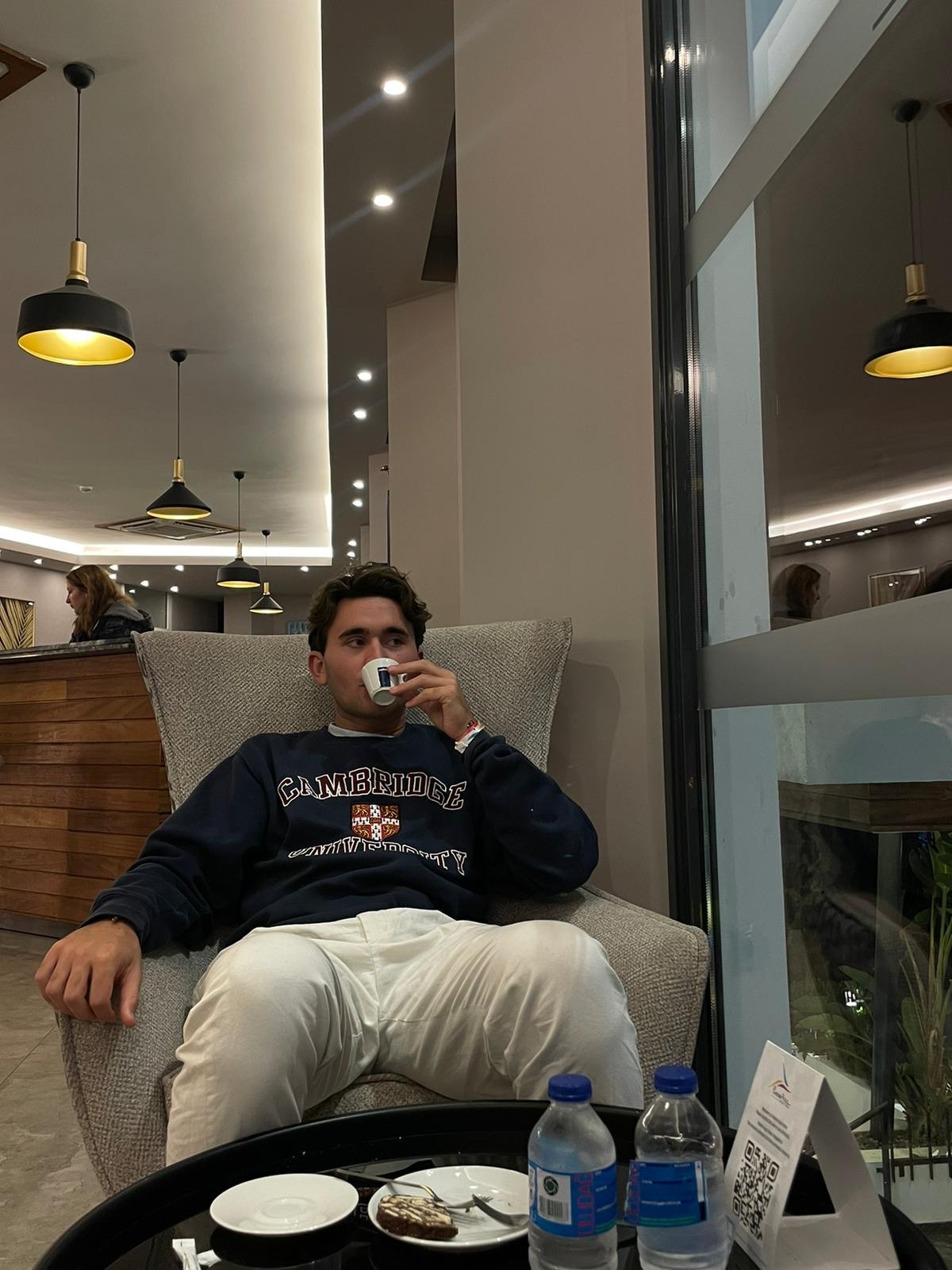 Hamdy - Hove - Anvers | Rencontre Discrète