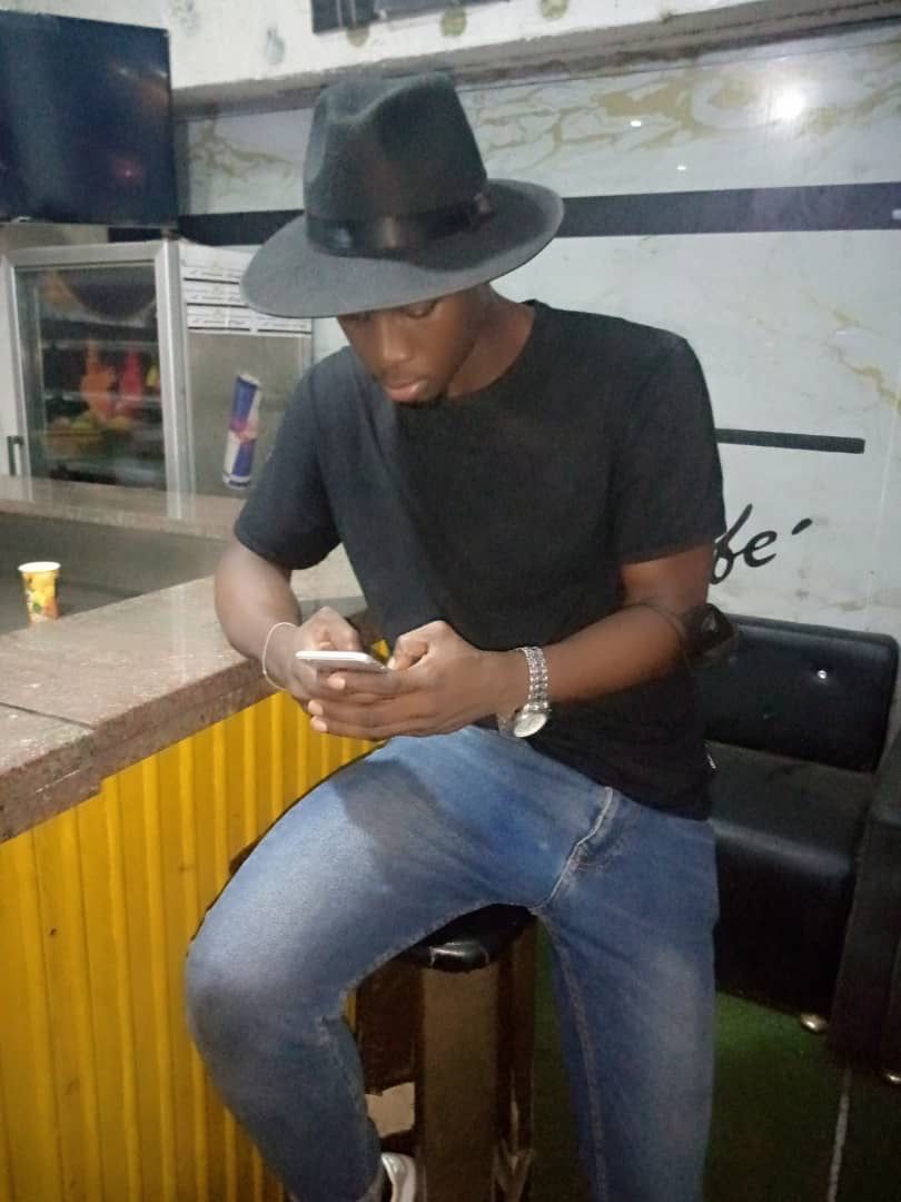 Tanael - Lasne - Brabant wallon | Rencontre Discrète