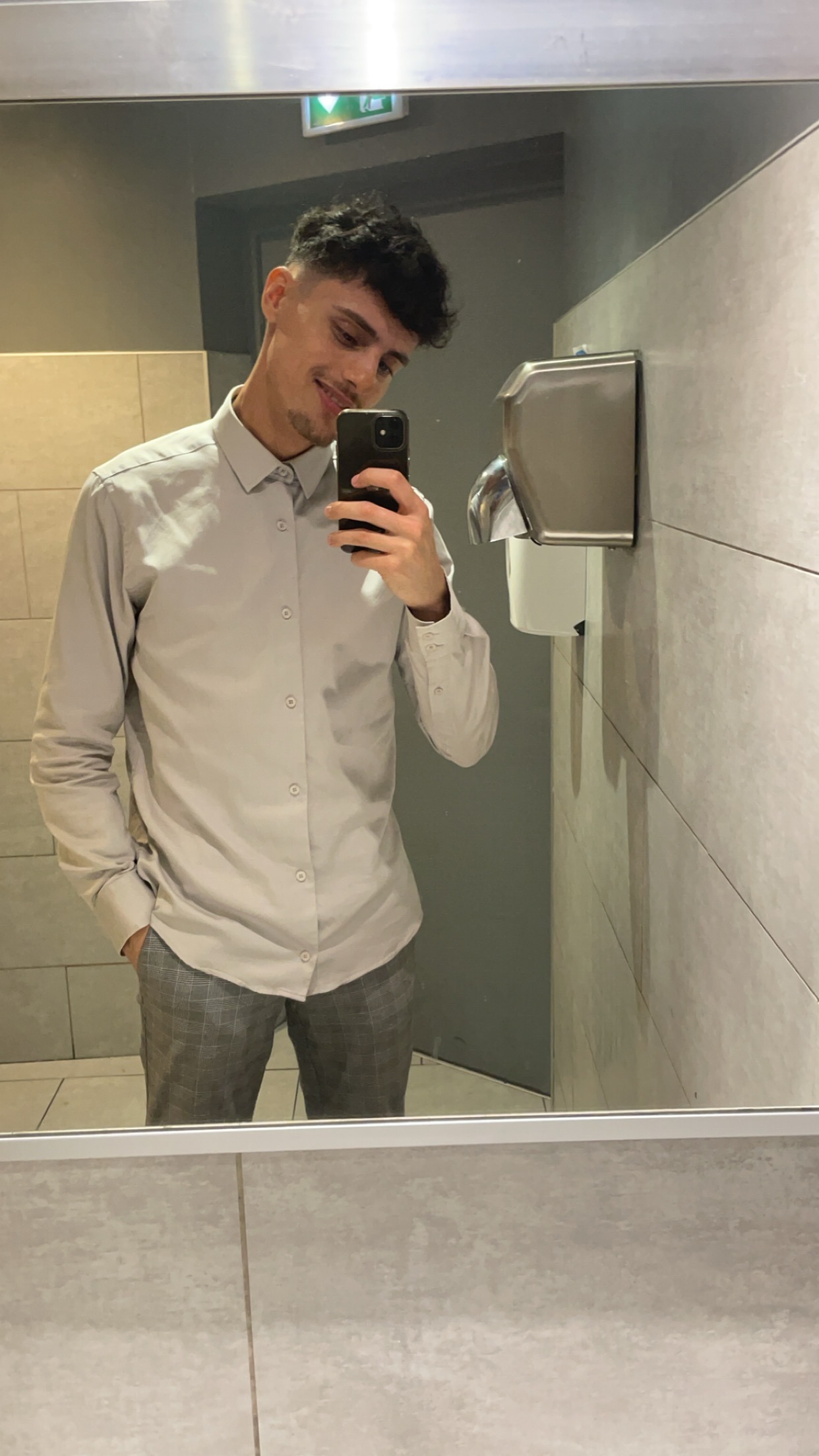 Timoleon - Profondeville - Namur | Rencontre Discrète