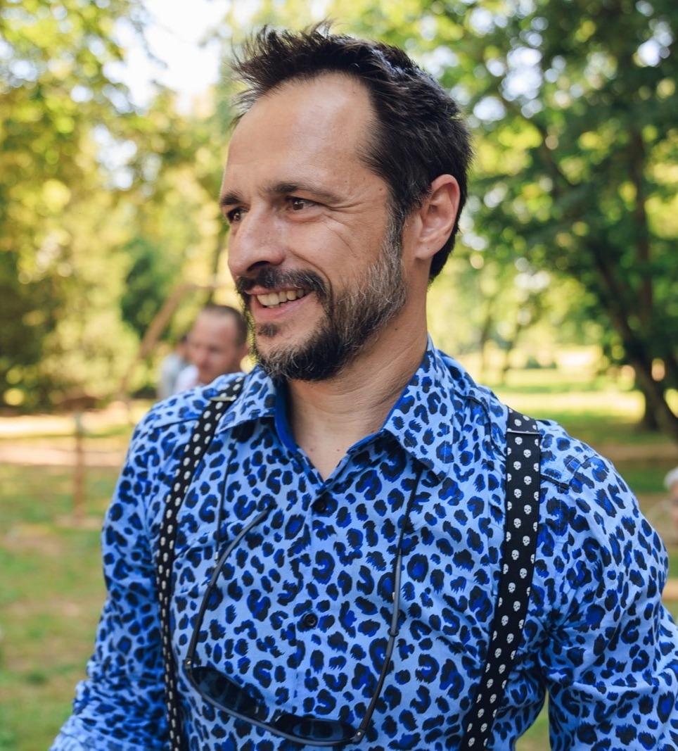 Jair - Saint-Hubert - Luxembourg | Rencontre Discrète