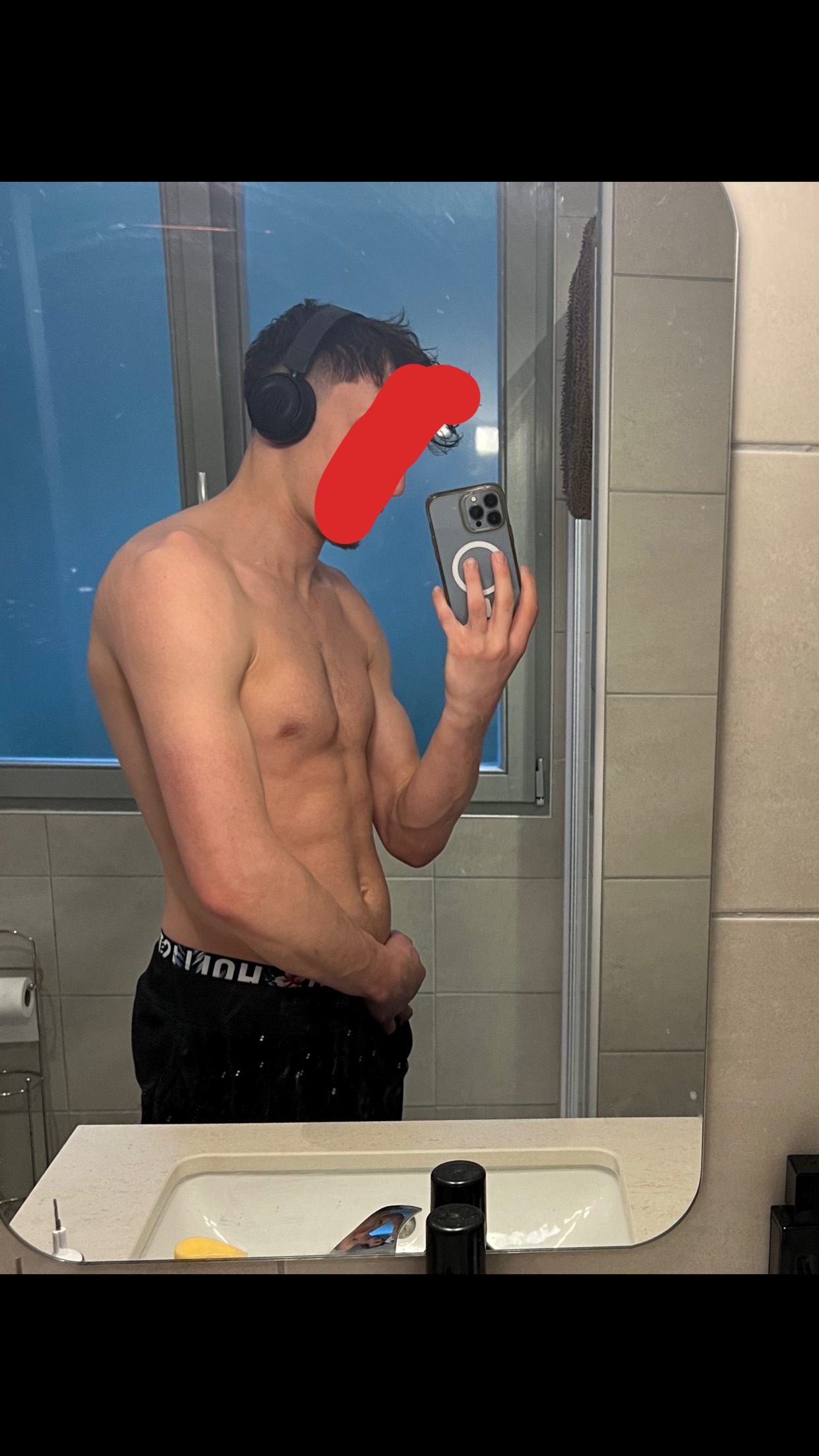 Sanoussi - Dessel - Anvers | Rencontre Discrète