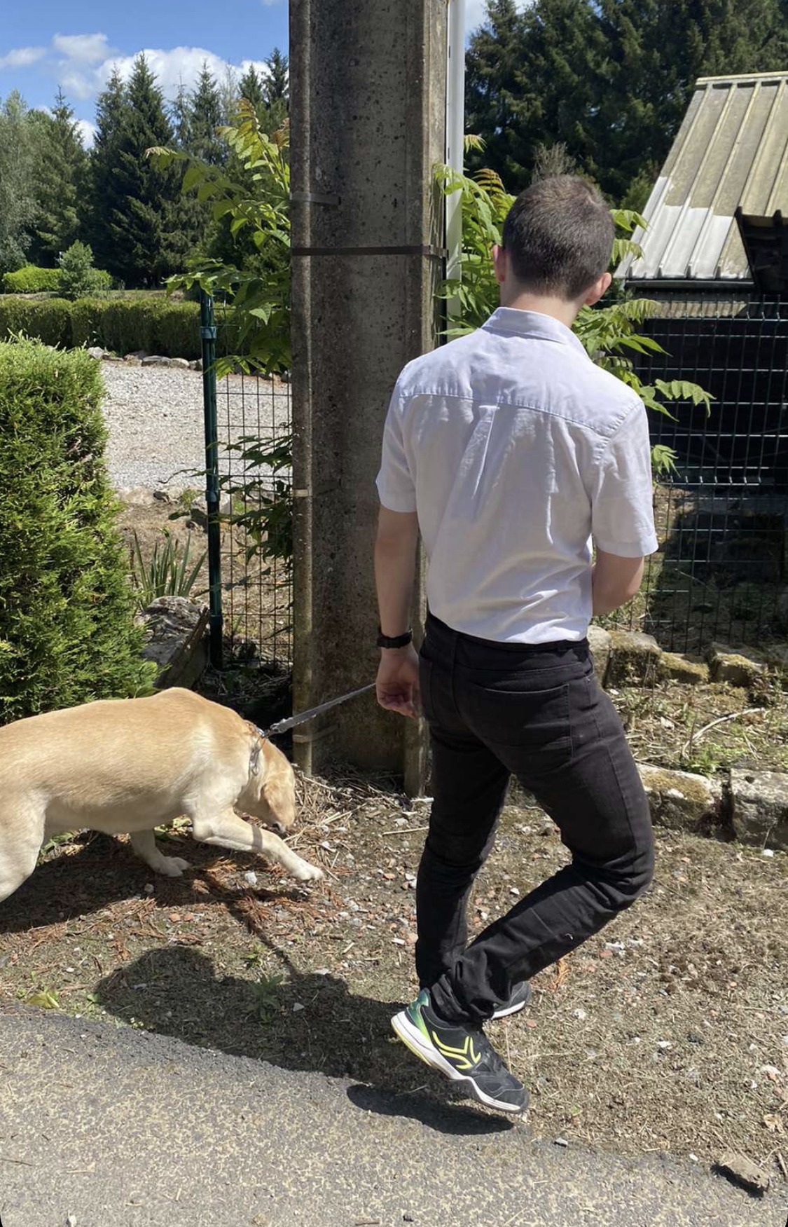 Mariel - Fernelmont - Namur | Rencontre Discrète