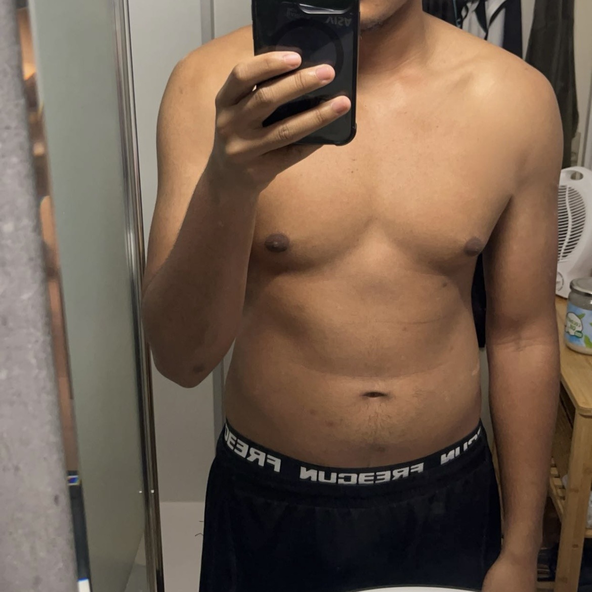 Ashkan - Putte - Anvers | Rencontre Discrète