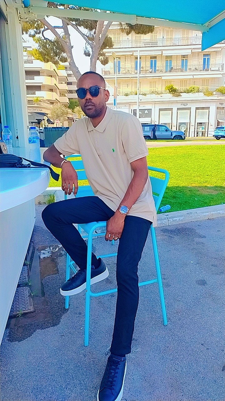 Radomir - Frasnes-lez-Anvaing - Hainaut | Rencontre Discrète