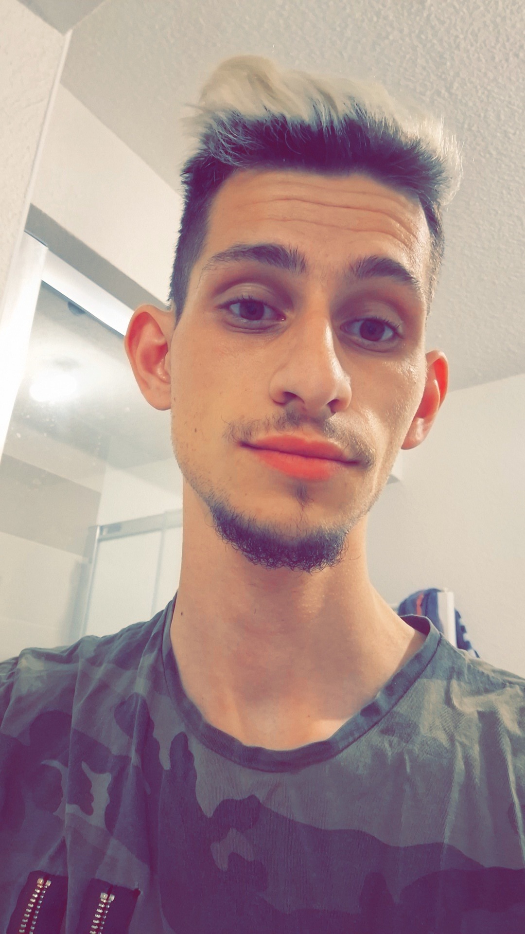 Nhu - Ichtegem - Flandre occidentale | Rencontre Discrète