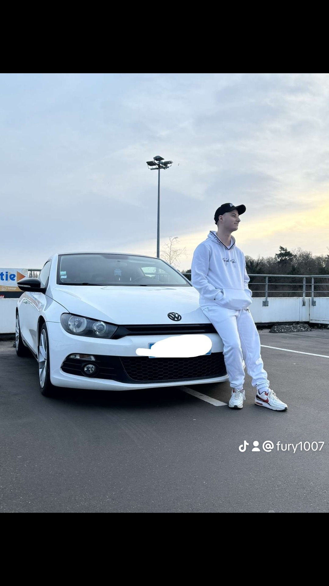 Cayetano - Termonde - Flandre orientale | Rencontre Discrète