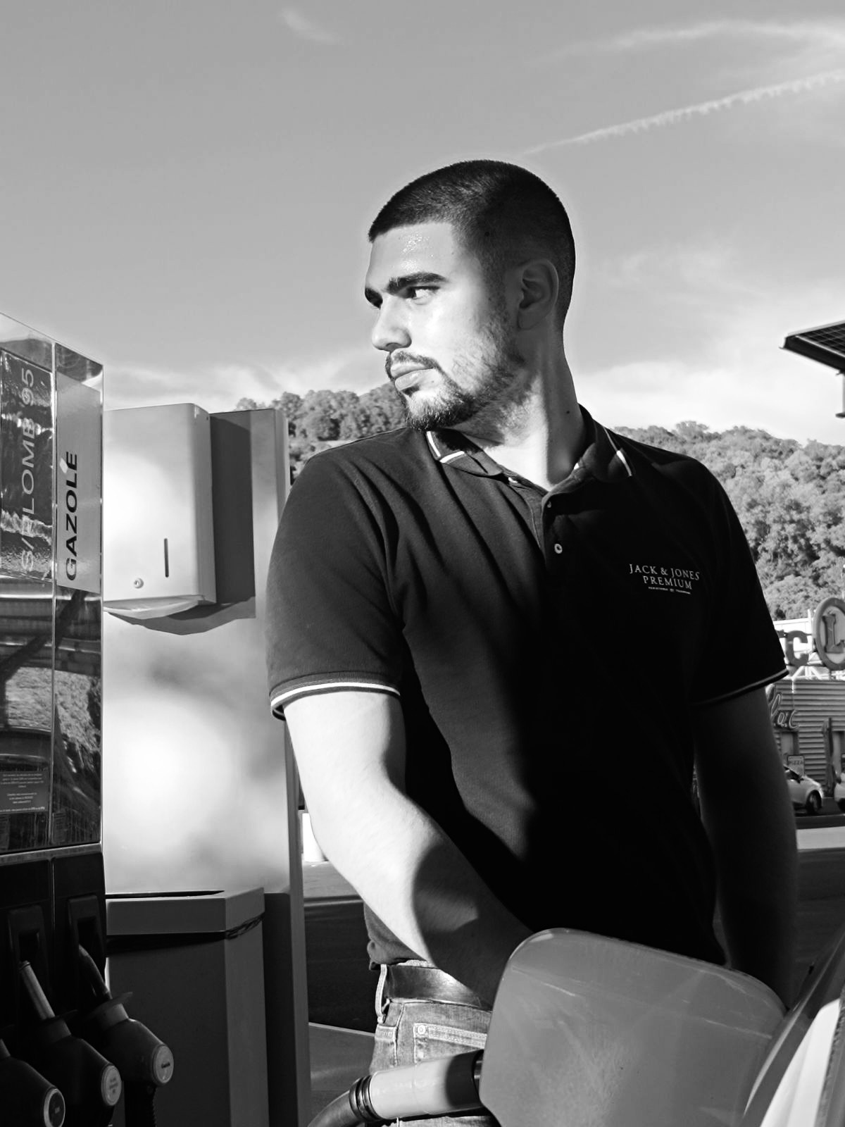 Yvonnic - Lanaken - Limbourg | Rencontre Discrète